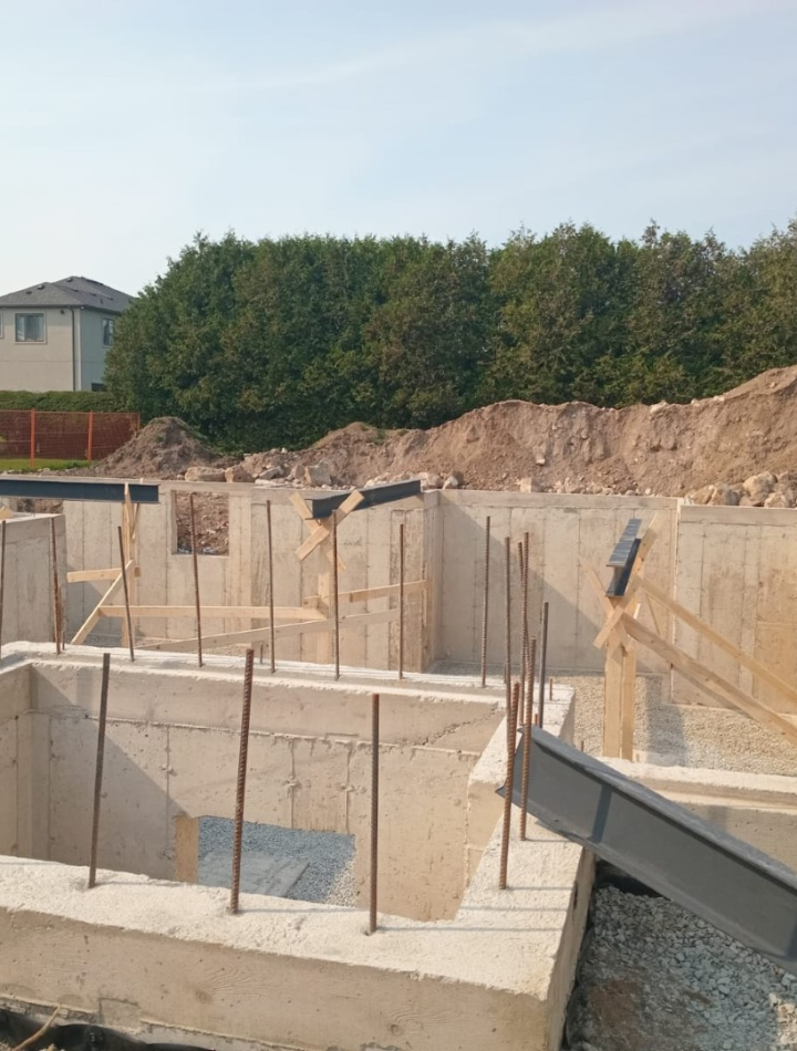 poured-concrete-walls-barrie-foundation-contractor-gta